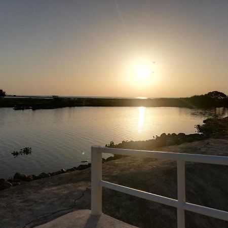 Hotel El Faro Playa Chachalacas Екстериор снимка