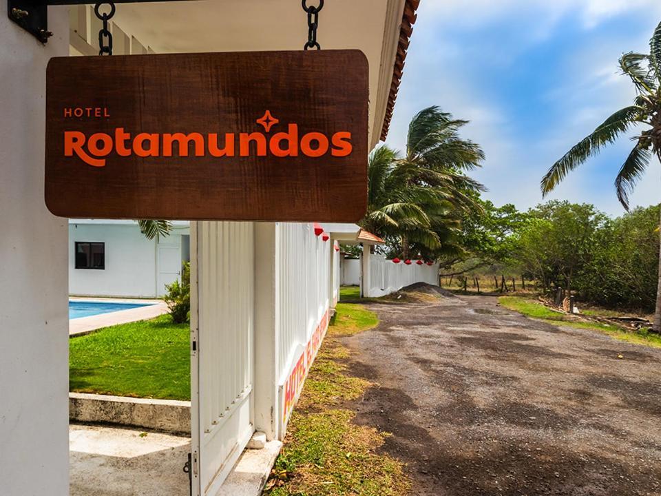 Hotel El Faro Playa Chachalacas Екстериор снимка